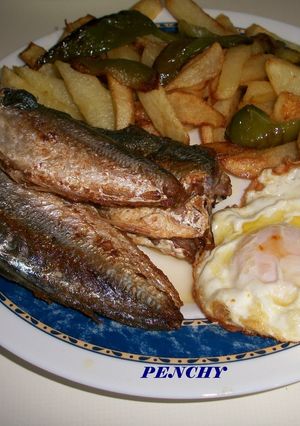 Una foto de Plato combinado de Jurel