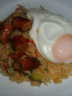 Una foto de Arroz a la griega con huevo frito