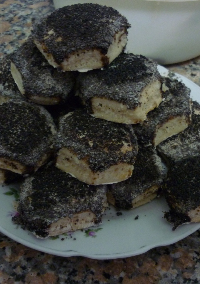 Una foto de Tortas o tortitas negras caseras