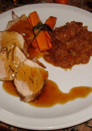 Una foto de Lomo de cerdo con salsa de frutillas