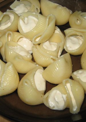 Una foto de Caracolas con crema de queso