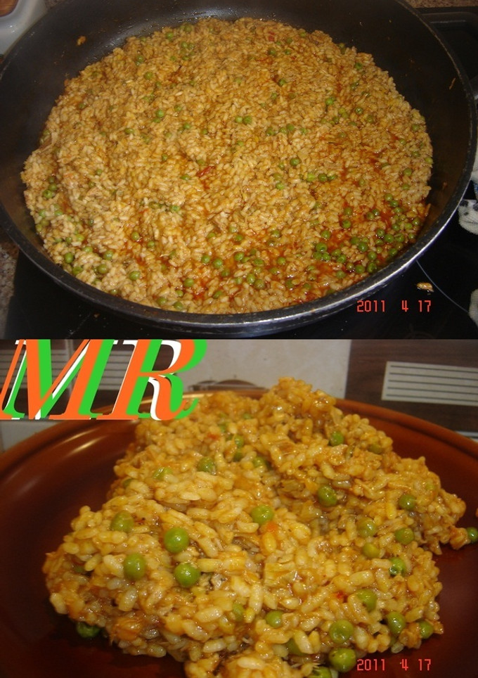 Una foto de Paella de atún