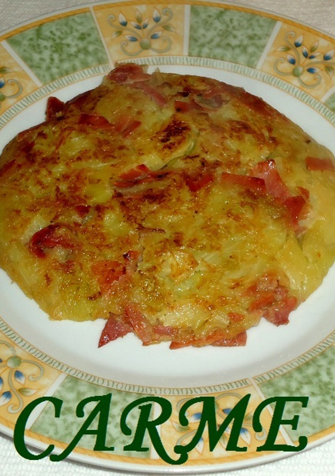 Una foto de Tortilla sin huevo de col y jamón