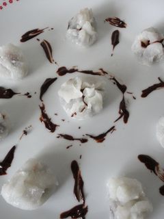 Una foto de Mochis con chocolate