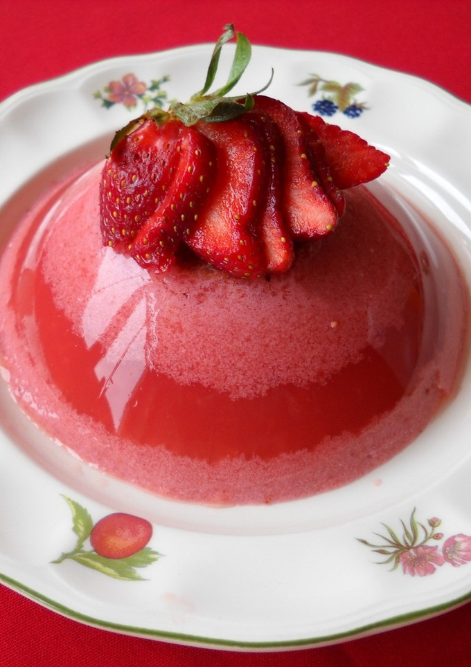 Una foto de Flan de fresas con Agar Agar
