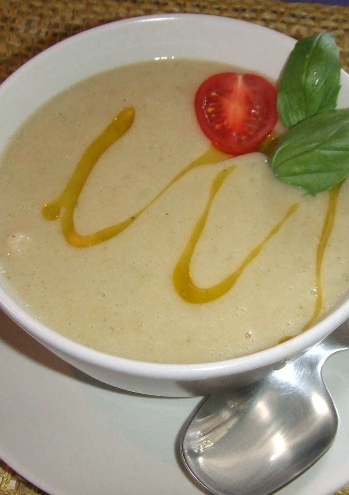 Una foto de Sopa crema india de lentejas