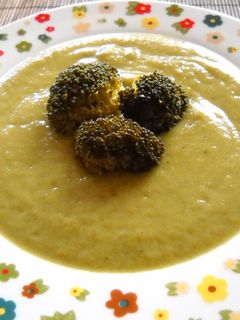 Una foto de Crema de brócoli especiada