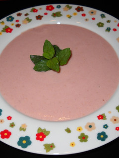 Foto principal de Crema fría de remolacha