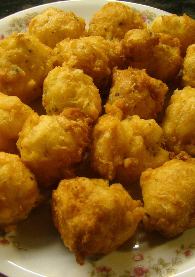 Una foto de Buñuelos de bacalao caseros