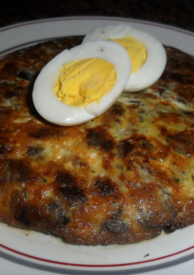 Una foto de Tortilla de berenjenas y queso fresco