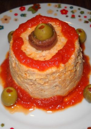 Una foto de Flan de merluza con tomate