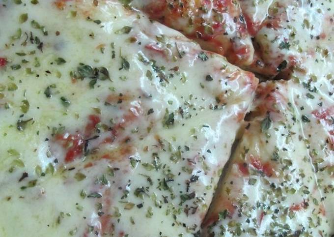 Prepizza con cuartirolo Receta de Vilma Picapiedra- Cookpad