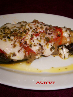 Una foto de Berenjenas con queso de cabra en microondas