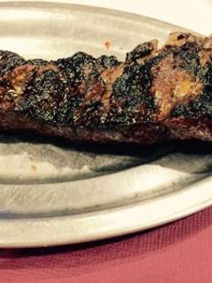Una foto de Asado a la parrilla de centro de entraña al laurel (y/o romero)