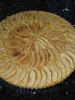 Una foto de Tarta de manzana y crema