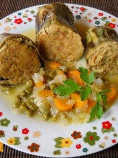 Una foto de Alcachofas rellenas de atún en escabeche