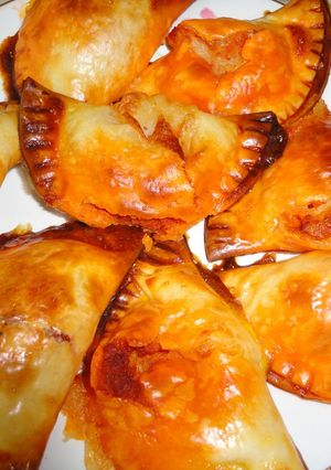 Una foto de Empanadillas de queso de cabra y sobrasada