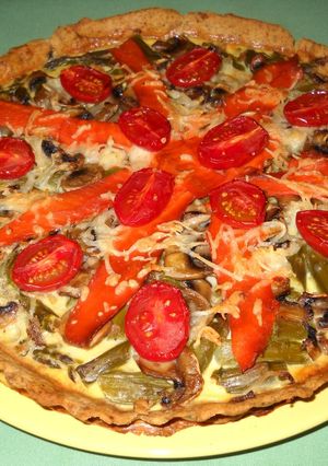 Una foto de Quiche de espárragos y salmón