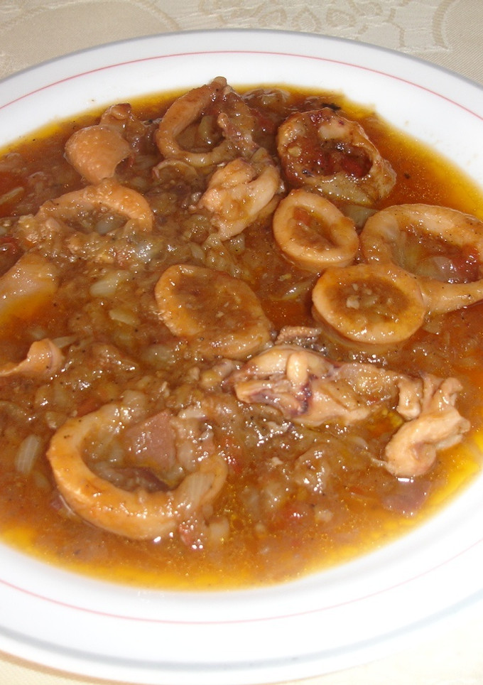 Una foto de Calamares en su tinta (Alicante)