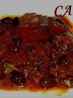 Una foto de Escalopas de ternera en salsa al vino tinto