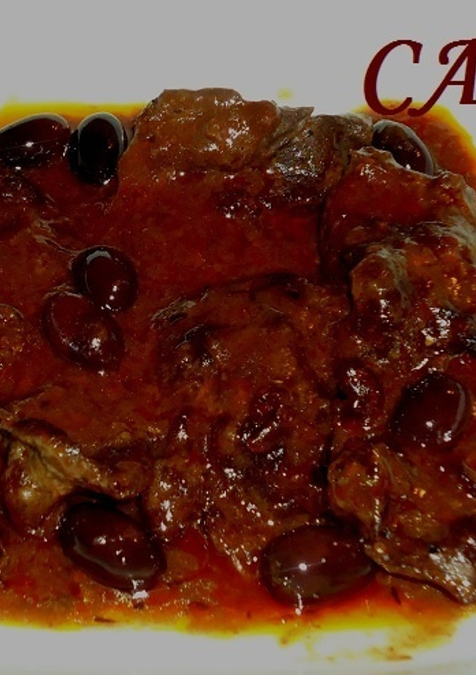 Una foto de Escalopas de ternera en salsa al vino tinto