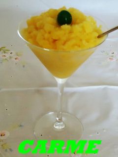 Una foto de Sorbete de piña a la naranja