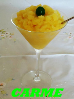 Una foto de Sorbete de piña a la naranja