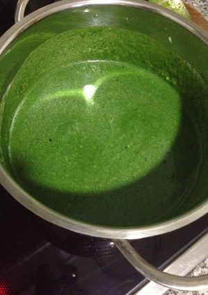 Una foto de Salsa de espinacas