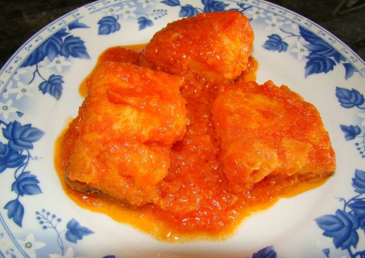 Bacalao con salsa de tomate Thermomix