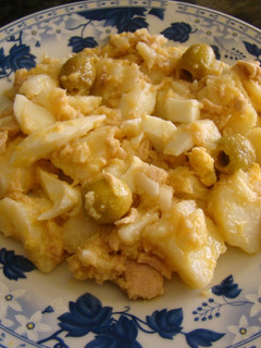 Una foto de Ensalada de patatas Murcia