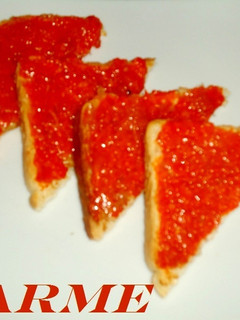 Una foto de Canapés de sobrasada y cabello de ángel