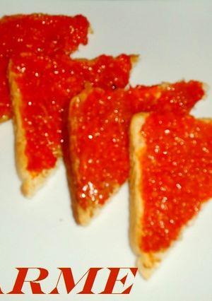 Una foto de Canapés de sobrasada y cabello de ángel