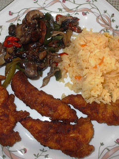 Una foto de Pechuguitas de pollo azafranadas