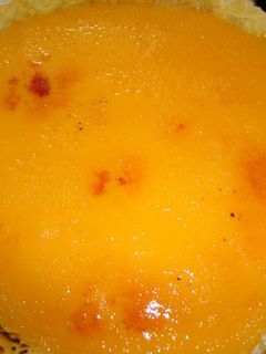 Una foto de Tarta de crema catalana
