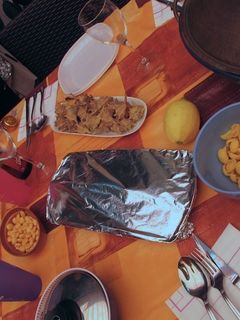 Una foto de Aperitivo de gambas, quisquillas, clochinas y cañaillas