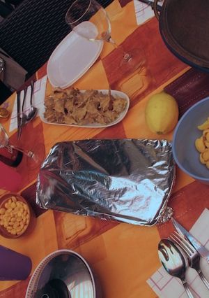 Una foto de Aperitivo de gambas, quisquillas, clochinas y cañaillas