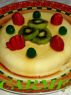 Una foto de Pastel de requesón y frutas