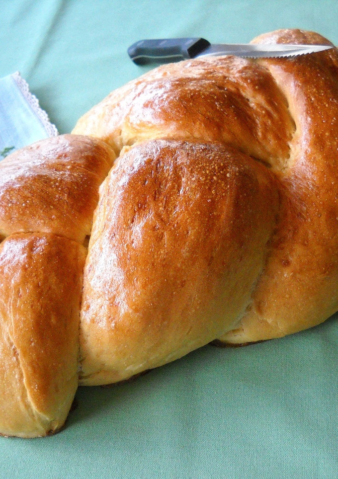 Una foto de Pan brioche trenzado