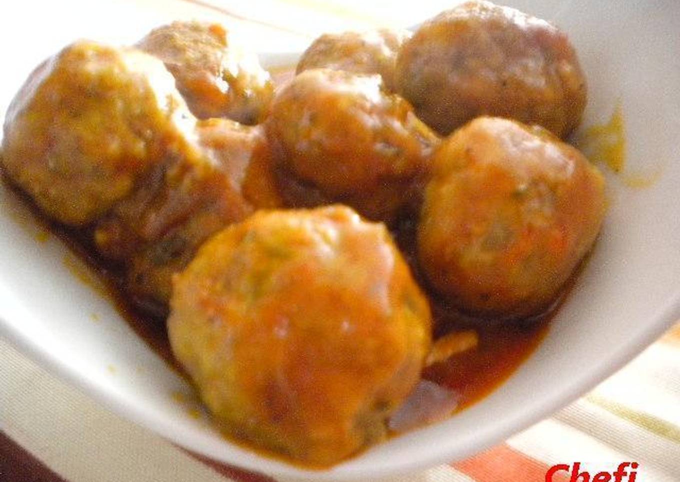 Albóndigas con verduras y setas