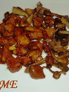 Una foto de Solomillo de cerdo agridulce con setas
