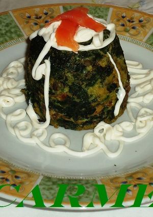 Una foto de Timbal de espinacas y champiñones en microondas