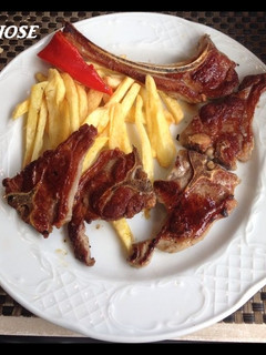Una foto de Chuletillas de lechazo