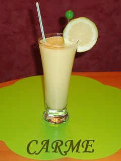 Una foto de Batido de peras con yogurt