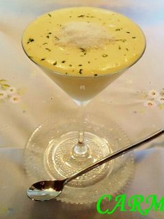 Una foto de Delicia de piña y sorbete de limón