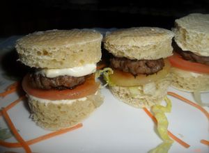 Foto principal de Mini hamburguesas caseras para copetín