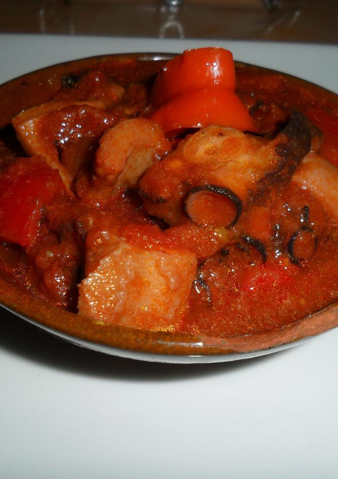 Una foto de Pulpitos en salsa de tomate