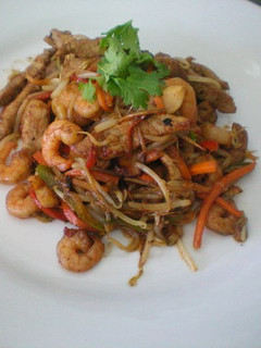 Una foto de Chop suey mixto de carne y verduras