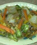 Fideos de harina de arroz con verduras