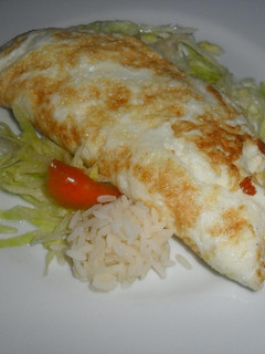 Foto principal de Omelette blanco con queso y tomatitos secos