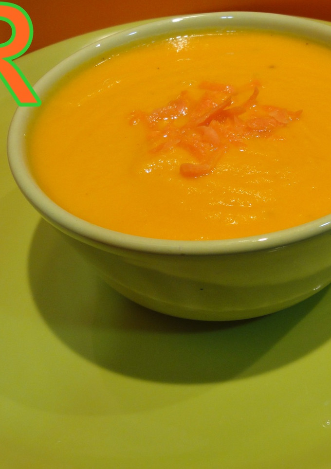 Una foto de Crema de zanahorias y naranja de dieta
